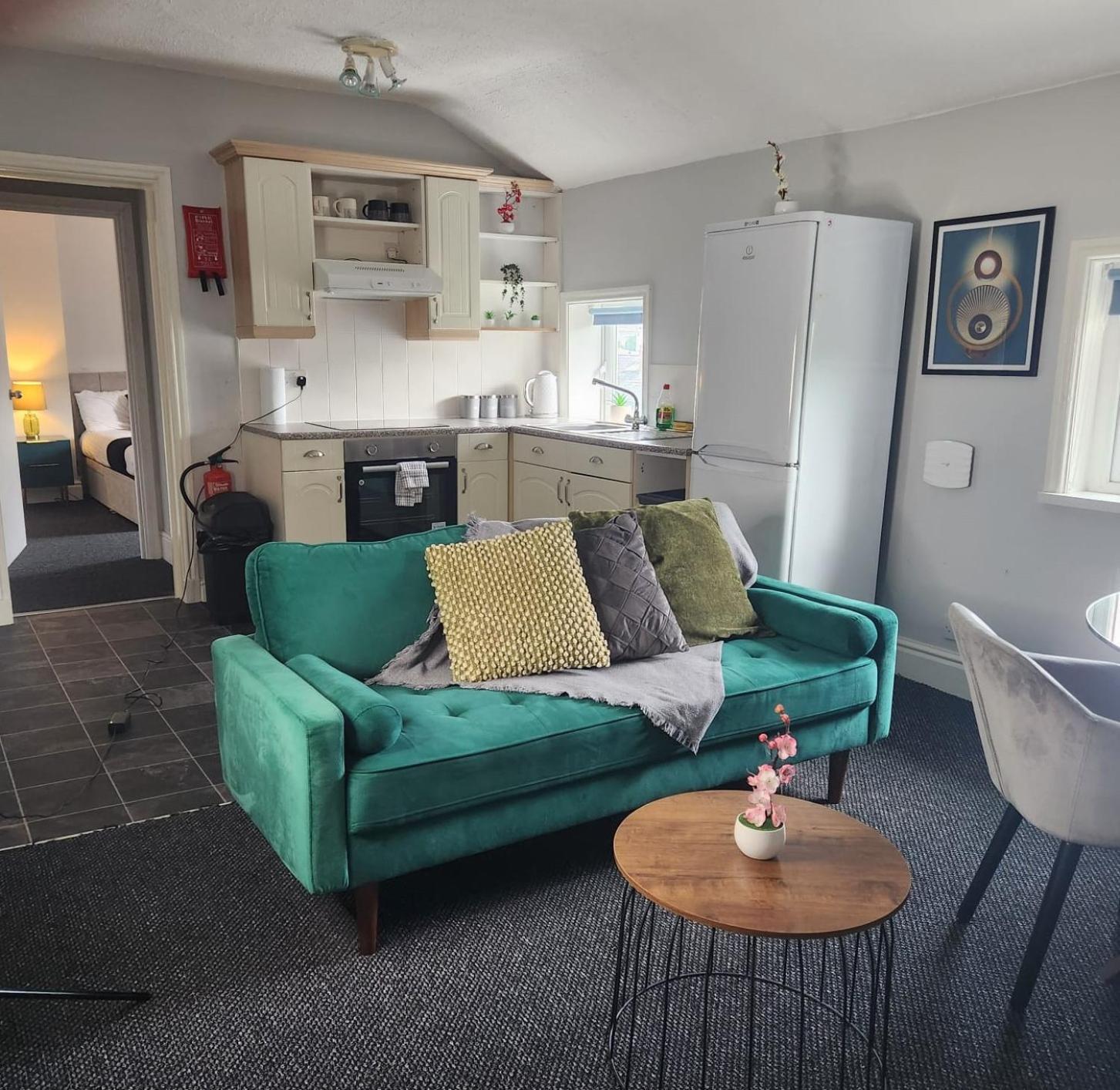 Cottage Style 2 Bedroom Apt In City, Near Utilita Arena & Free Parking Birmingham Exterior foto